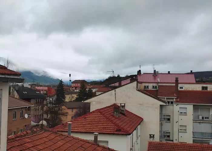 Enjoy Pirineos